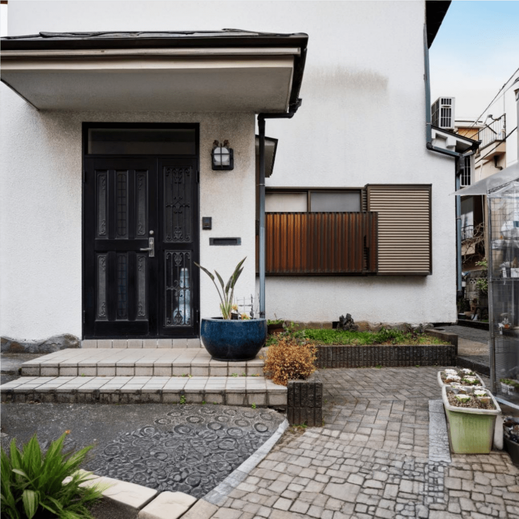 painting job of house in wivenhoe colchester uk